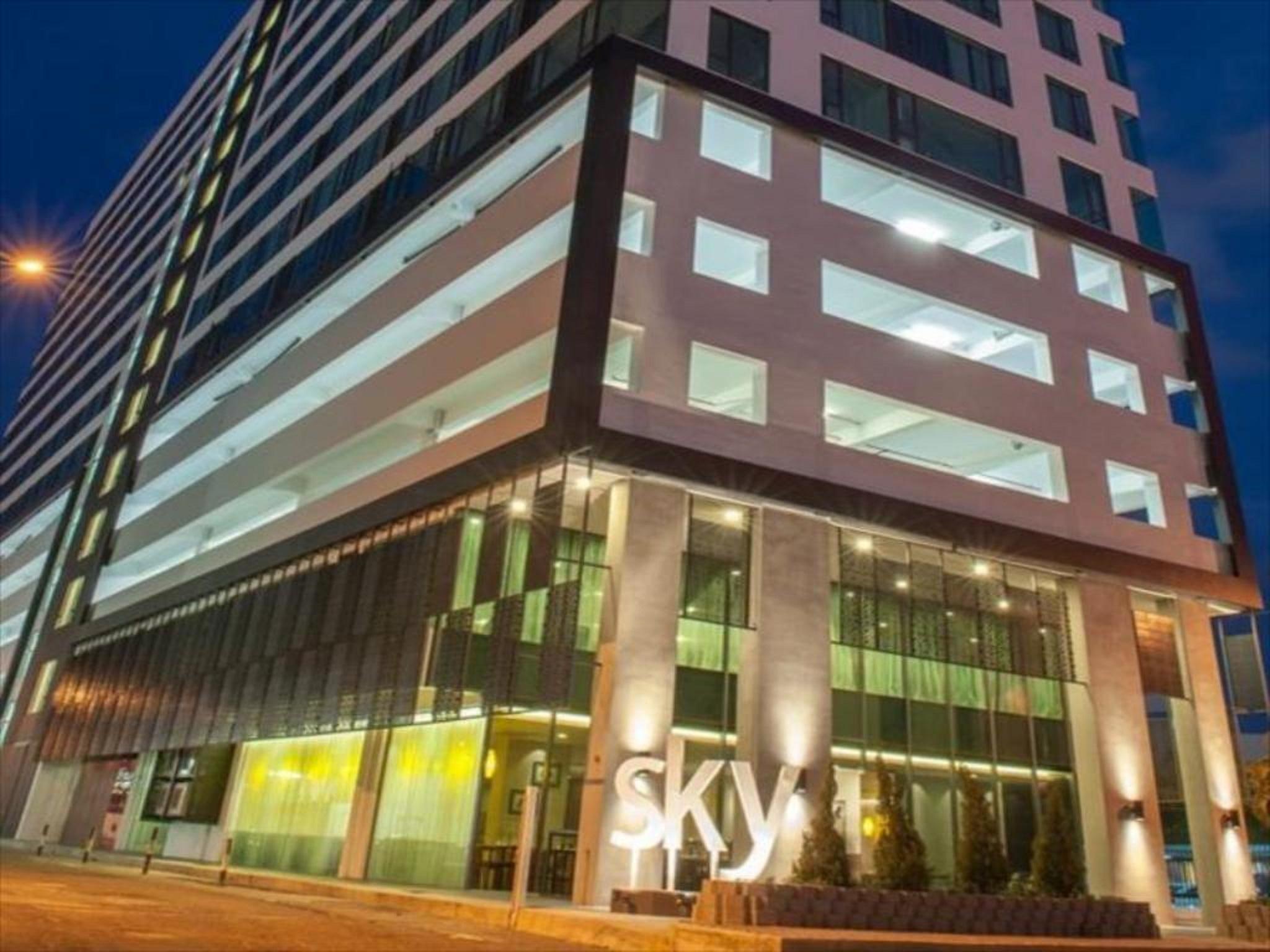 Sky Hotel Kota Kinabalu Exterior photo
