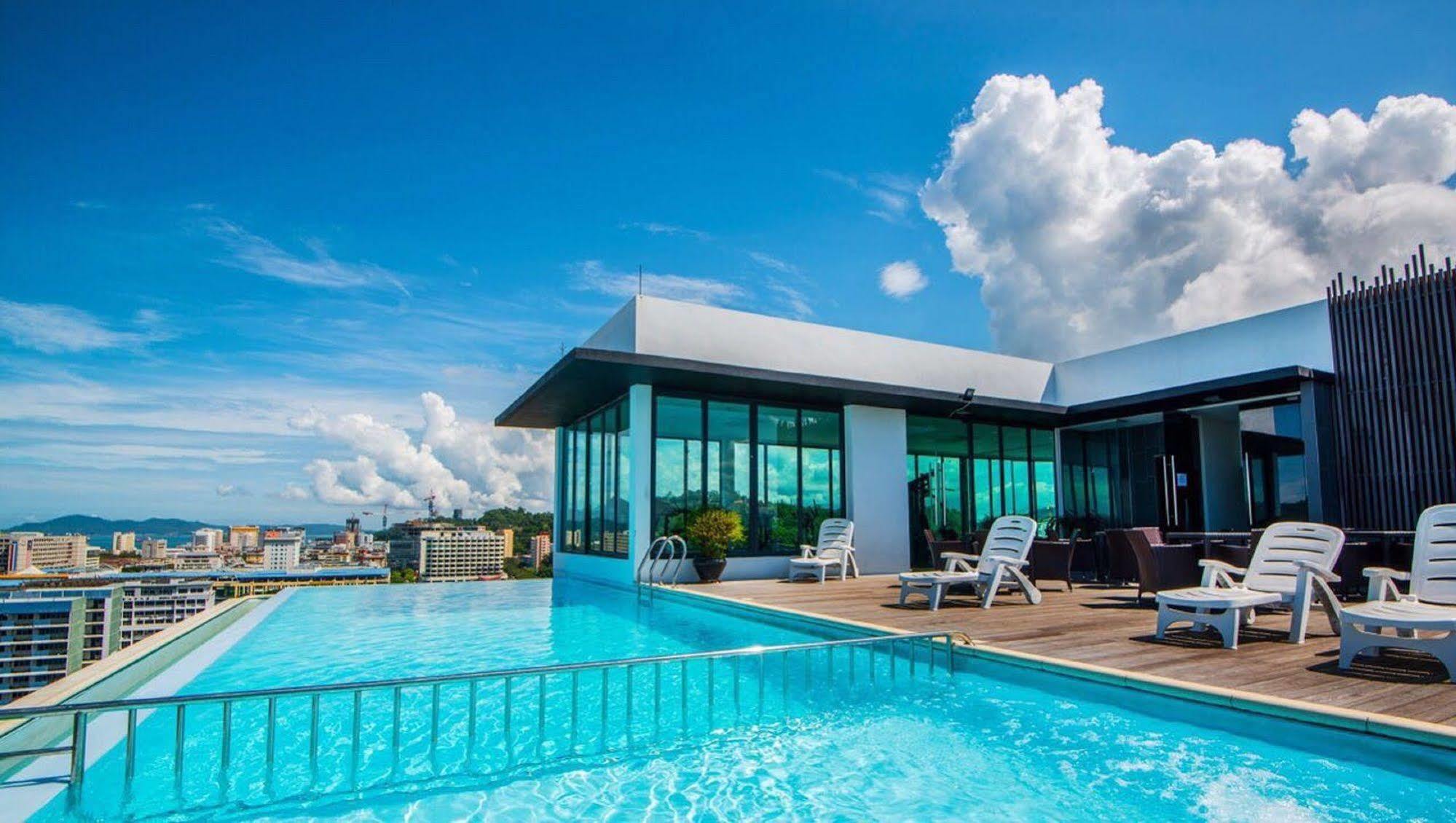 Sky Hotel Kota Kinabalu Exterior photo